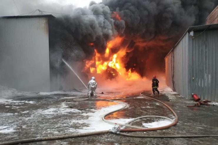 В Болградском районе горел склад винодельческого завода